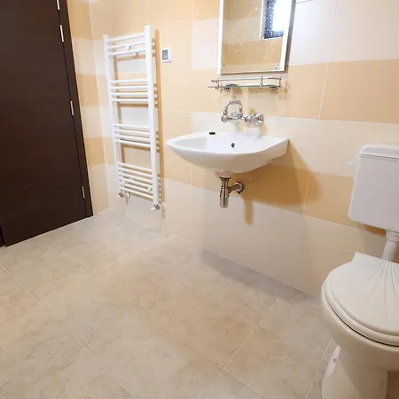 Konukevi Lyaskovo 3*